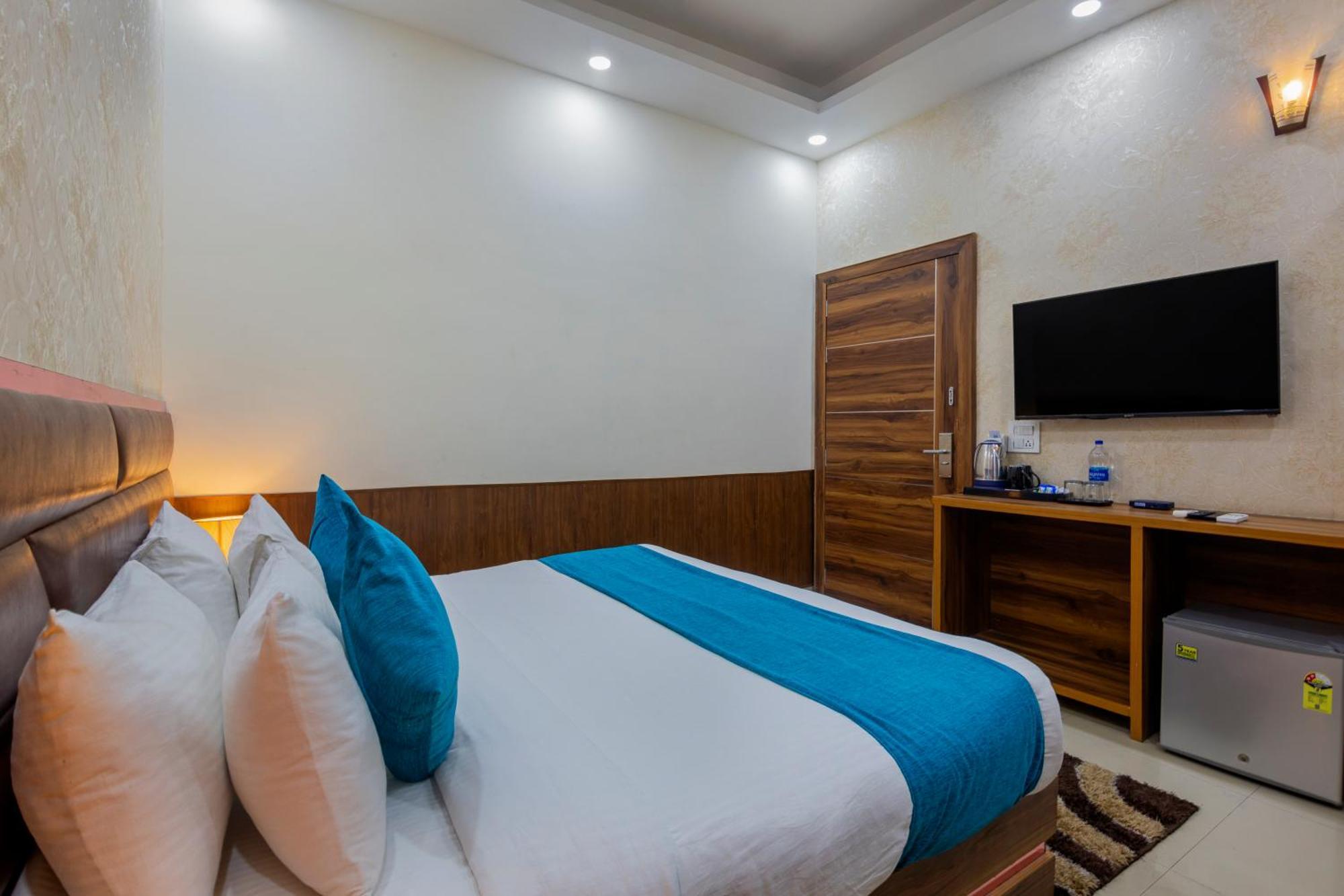 Shree Jee Hotel - Nit Faridabad Exteriér fotografie